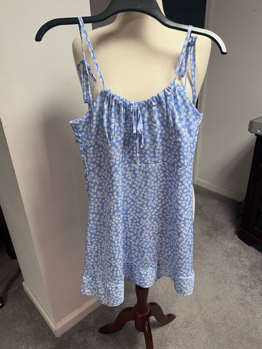 Light Blue Floral Tie-Shoulder Mini Dress M